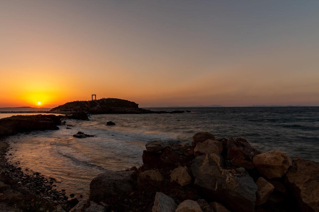 Portara Seaside Luxury Suites Naxos City Buitenkant foto